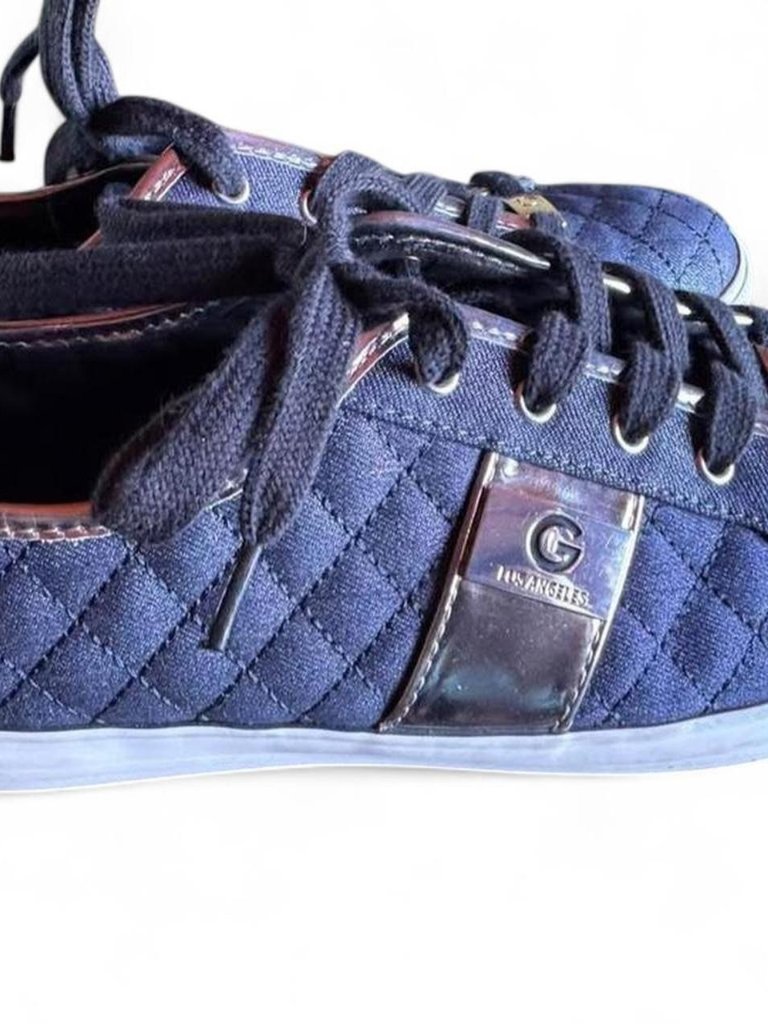 Gbg By Guess Women's Backer15 Quilted Sneakers Size 11